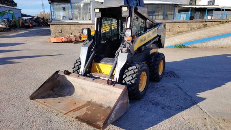 OmecoHub - NEW HOLLAND L185